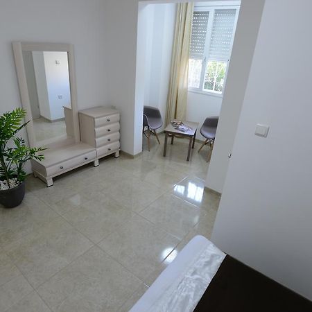 Olga Beach Apartments Haifa Eksteriør billede