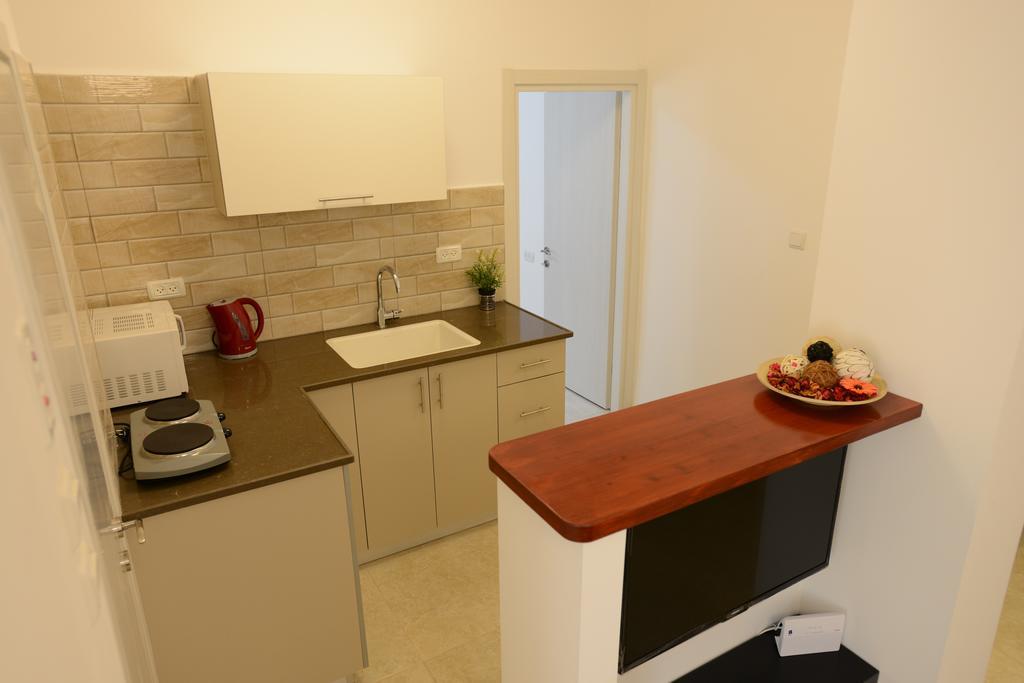 Olga Beach Apartments Haifa Eksteriør billede