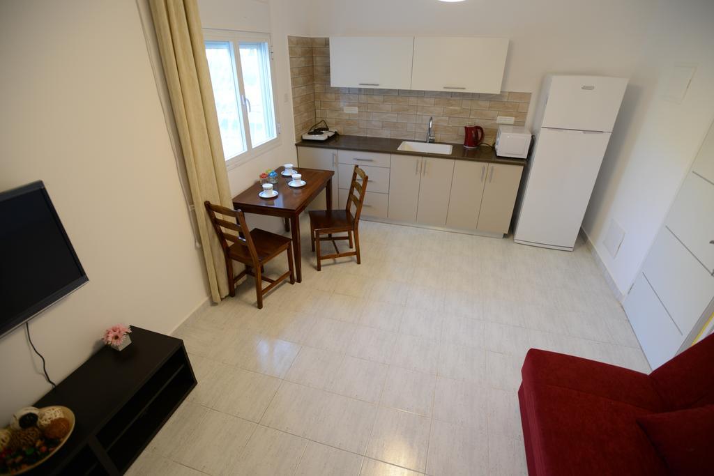 Olga Beach Apartments Haifa Eksteriør billede